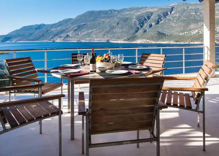 Peninsula Seafront - 1031 ヴィラ